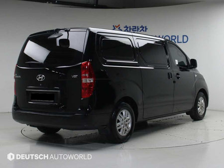 Hyundai Starex — photo 02