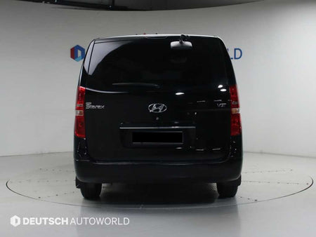 Hyundai Starex — photo 04