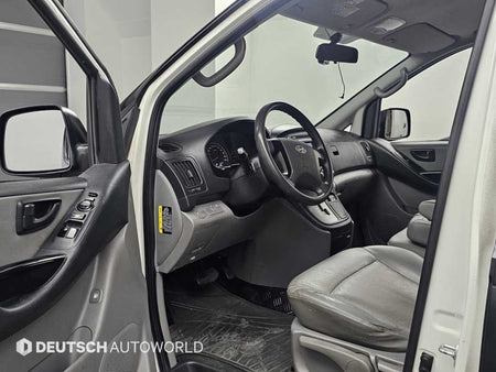 Hyundai Starex — photo 11