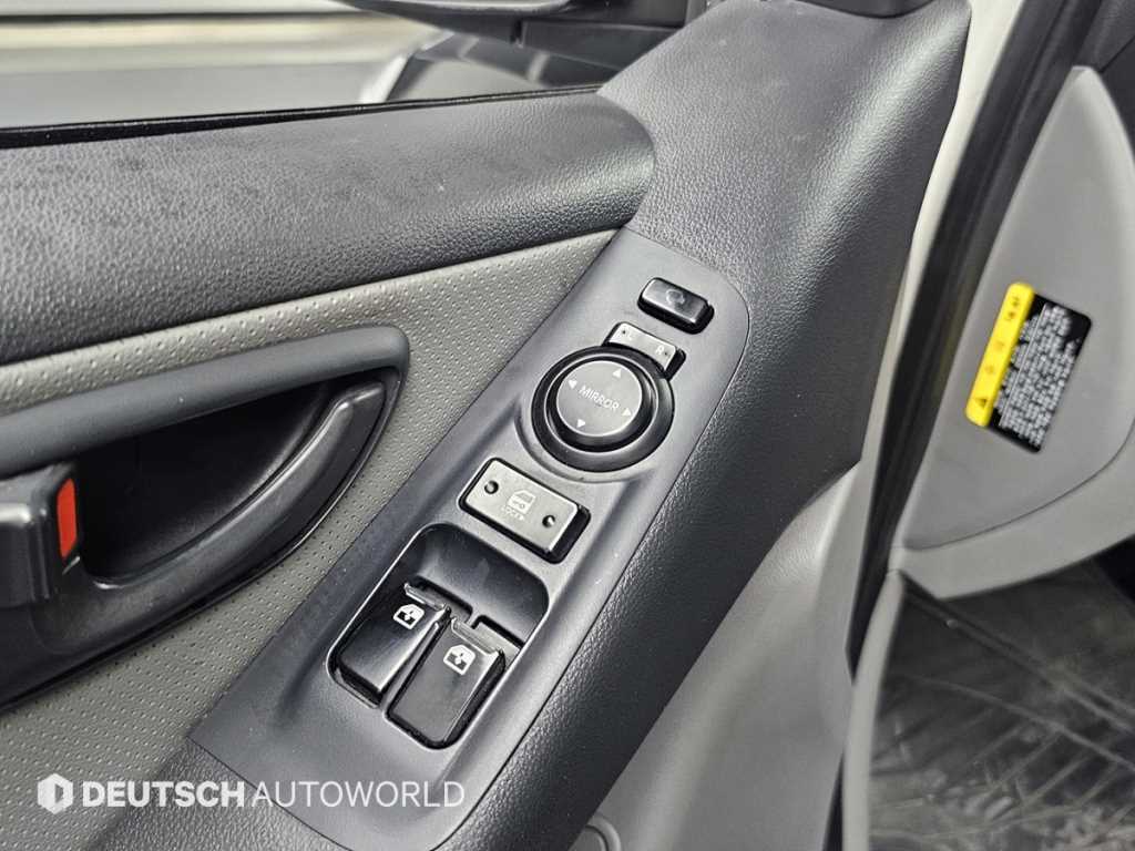 Hyundai Starex — photo 15