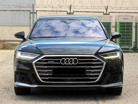 Audi A8 — photo 01