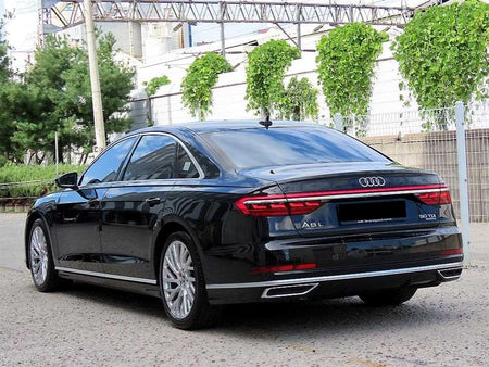 Audi A8 — photo 03