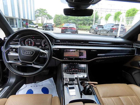 Audi A8 — photo 07