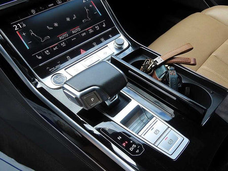 Audi A8 — photo 11