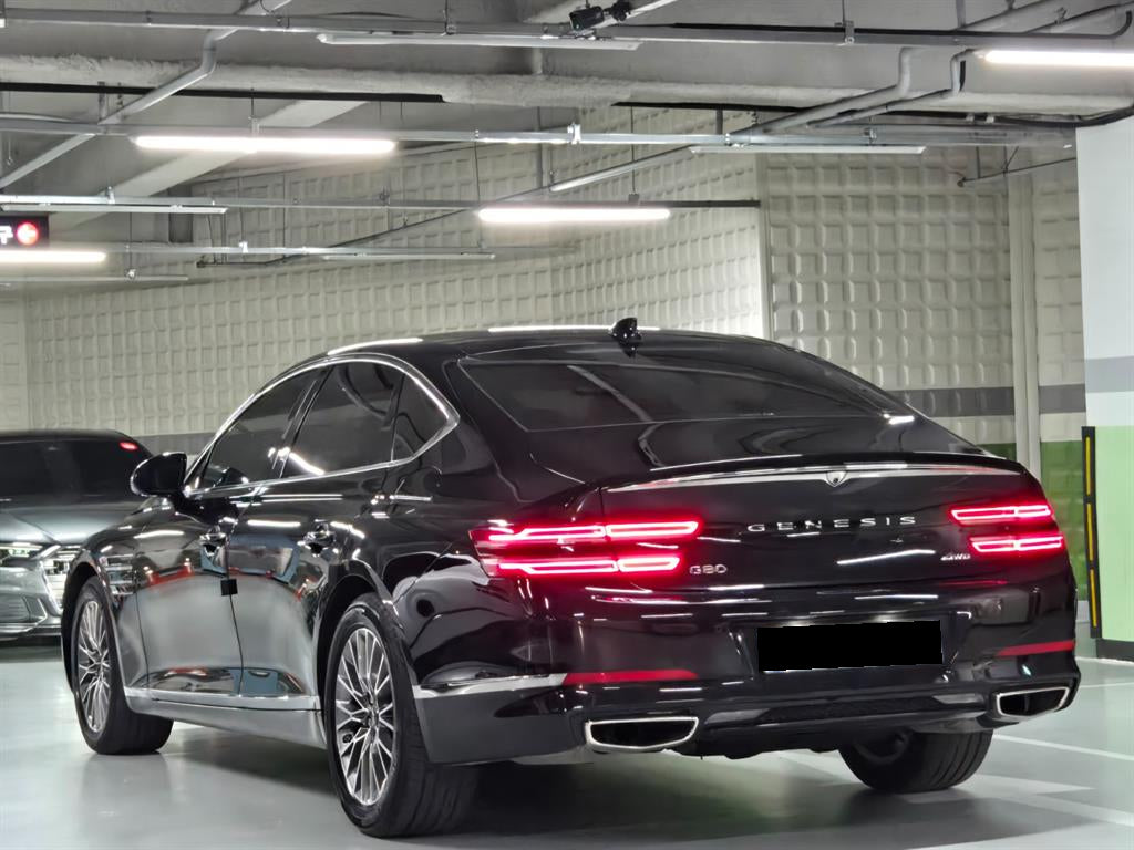 Genesis G80 — photo 04