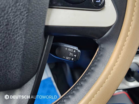 Toyota Prius — photo 16