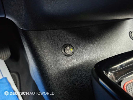 Toyota Prius — photo 17