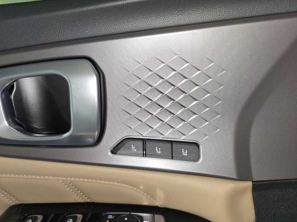 Kia Sorento — photo 13