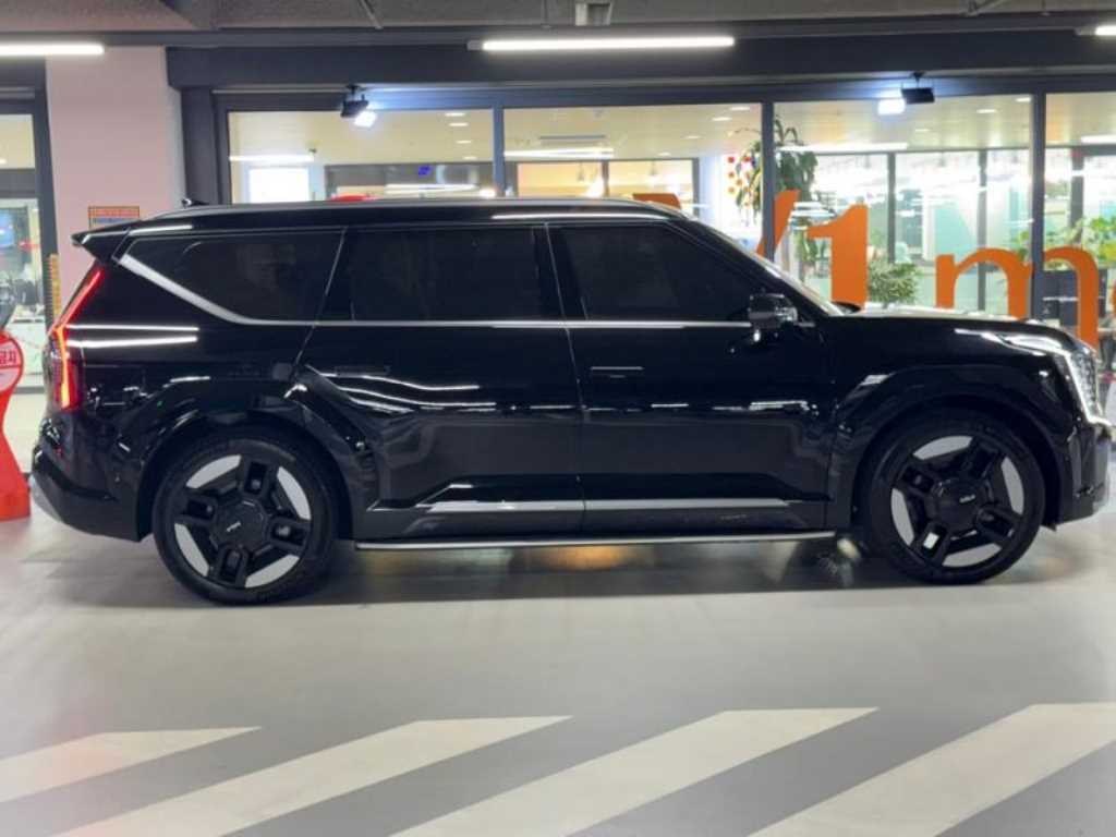 Kia EV9 — photo 03