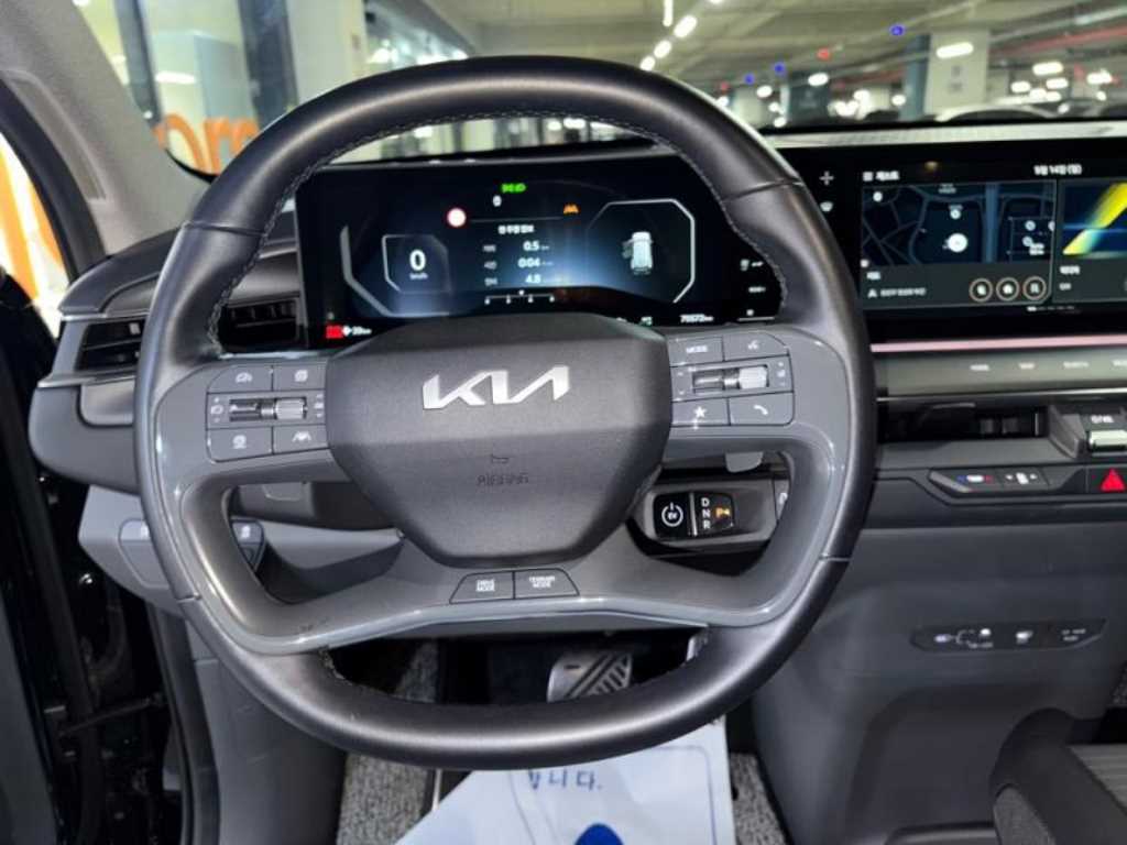 Kia EV9 — photo 08