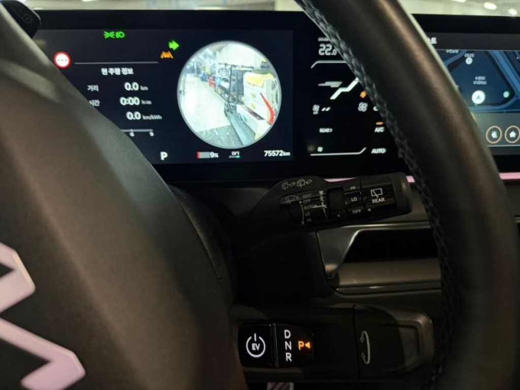 Kia EV9 — photo 12