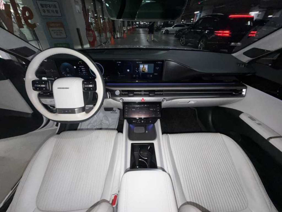 Hyundai Grandeur — photo 01