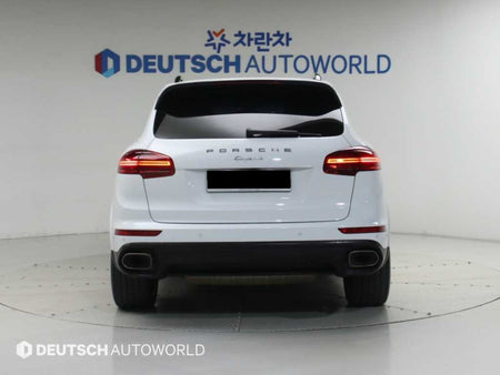 Porsche Cayenne — photo 04