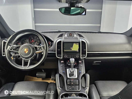 Porsche Cayenne — photo 07