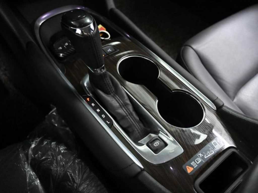 CHEVROLET Malibu — photo 09