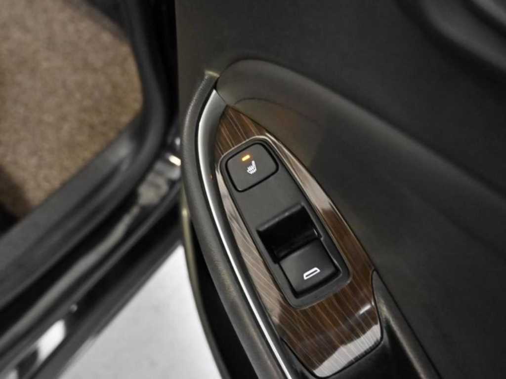 CHEVROLET Malibu — photo 16