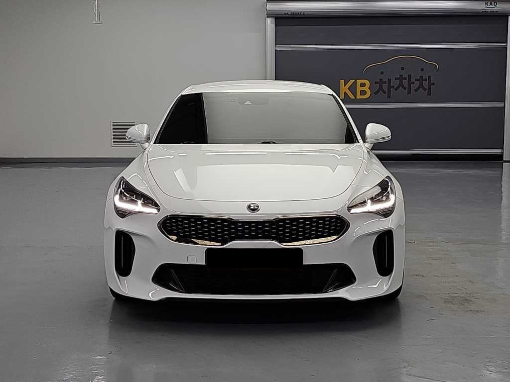 Kia Stinger — photo 03
