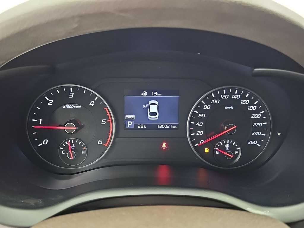 Kia Stinger — photo 07
