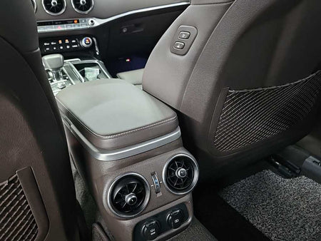 Kia Stinger — photo 13
