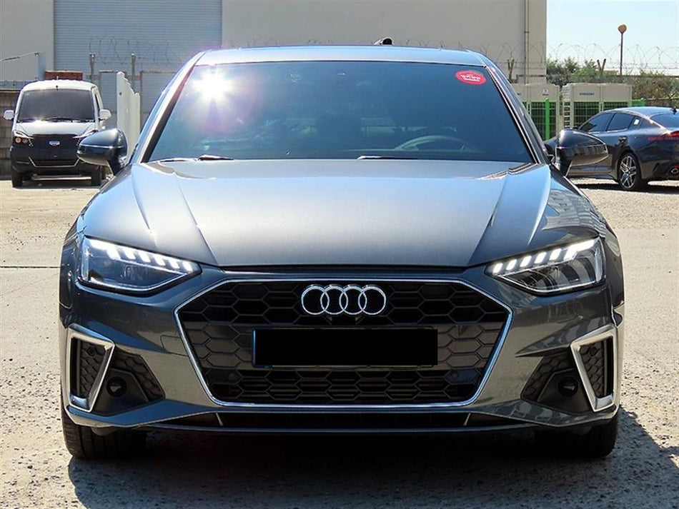 Audi A4 — photo 01