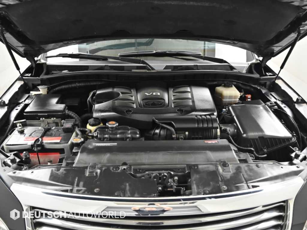 Infiniti QX — photo 06