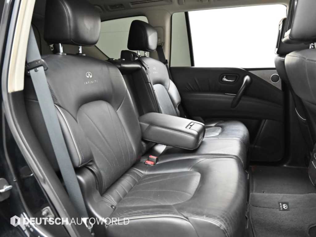 Infiniti QX — photo 12