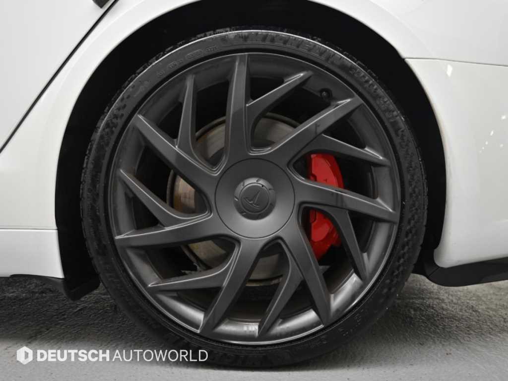 Tesla Model S — photo 05