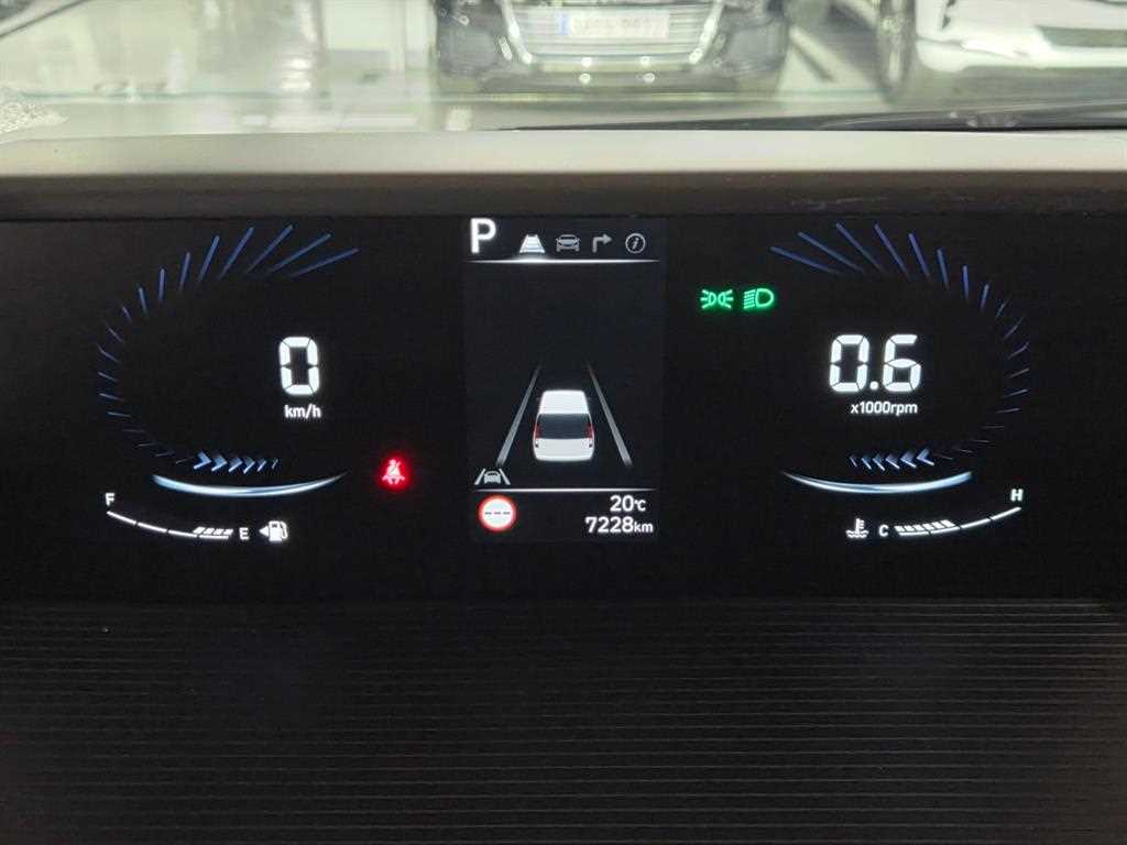Hyundai Staria — photo 13