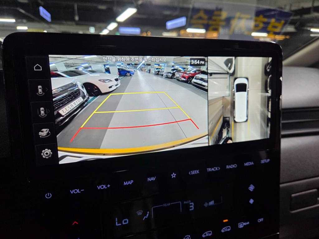 Hyundai Staria — photo 15