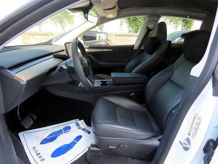 Tesla Model Y — photo 05