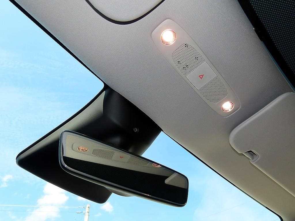 Tesla Model Y — photo 13