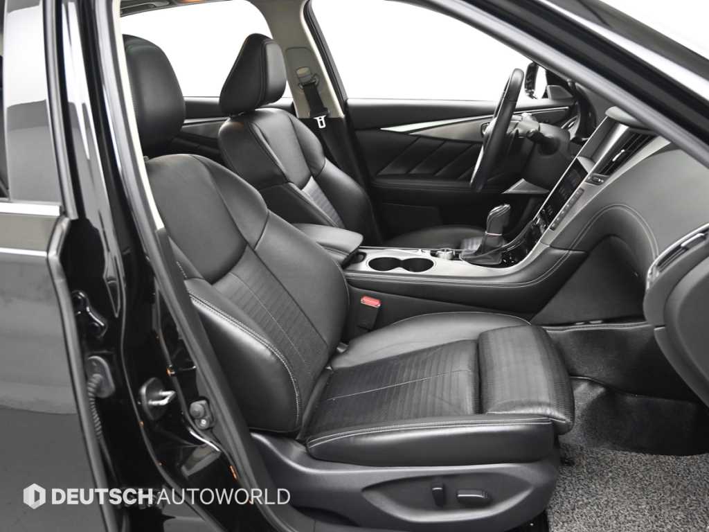 Infiniti Q50 — photo 10