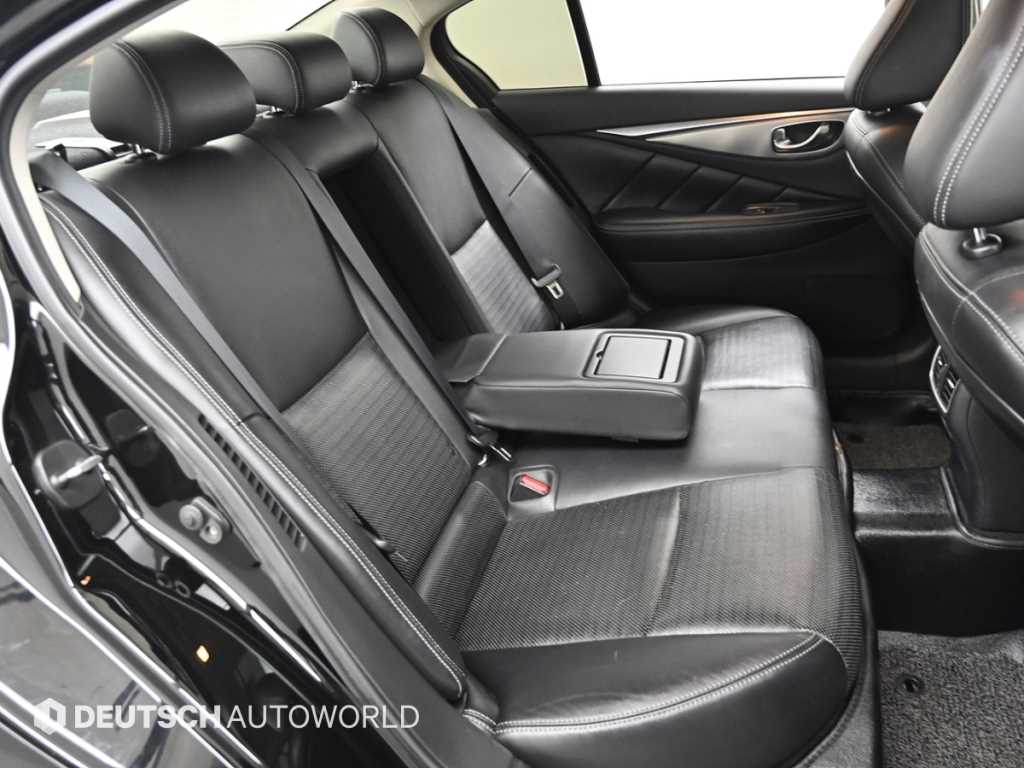Infiniti Q50 — photo 12