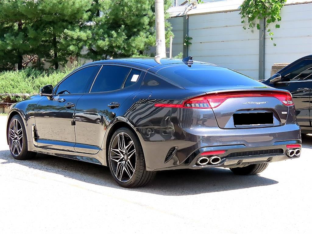 Kia Stinger — photo 03