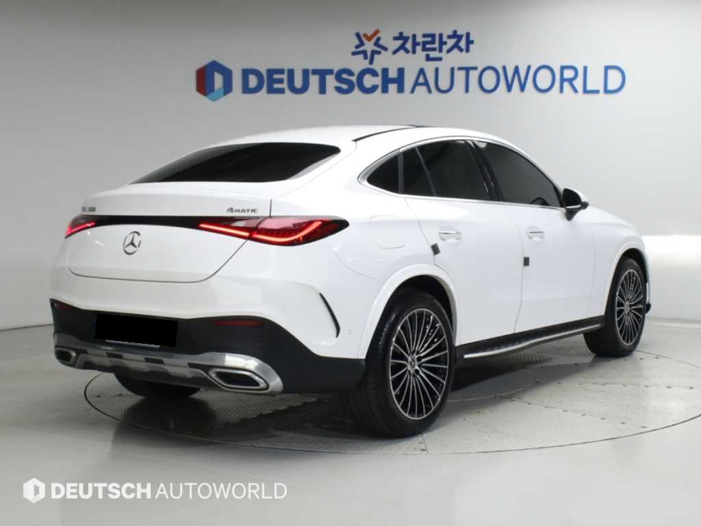 Mercedes-Benz GLC-Class — photo 02