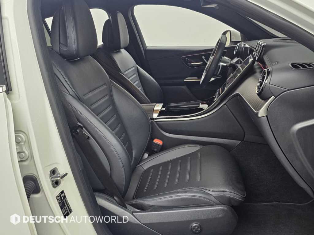 Mercedes-Benz GLC-Class — photo 10