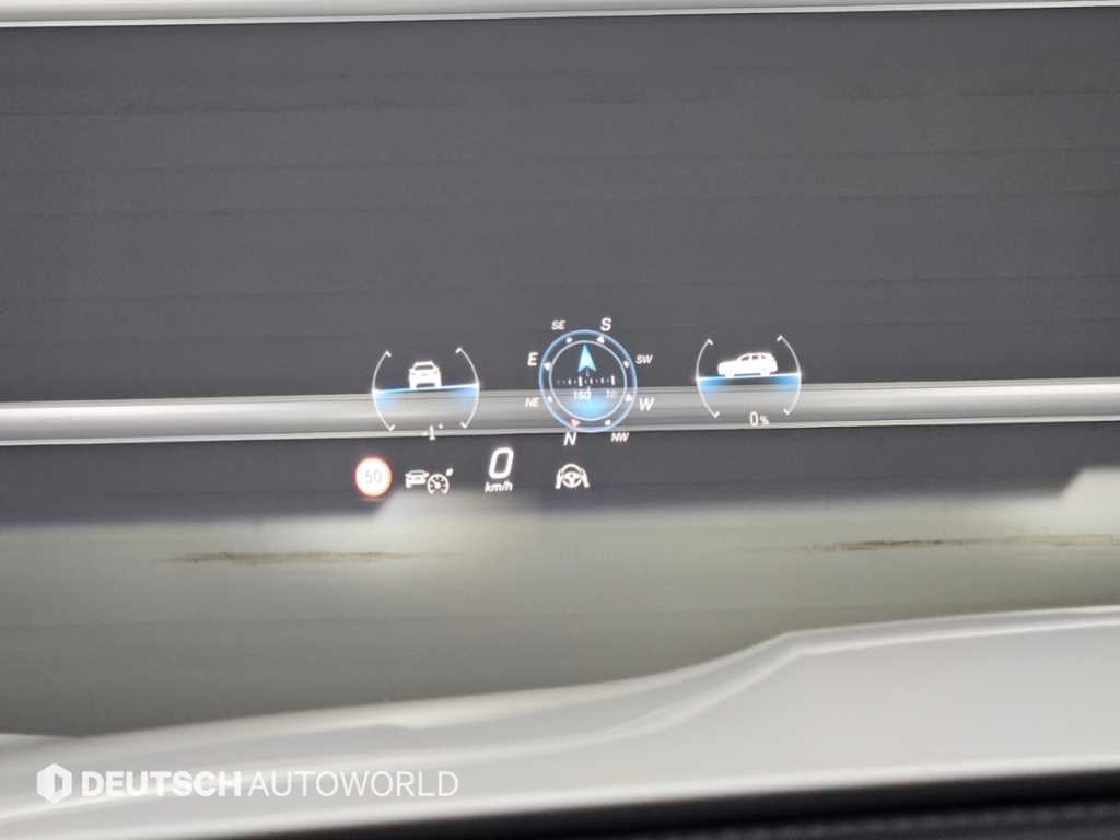 Mercedes-Benz GLC-Class — photo 17