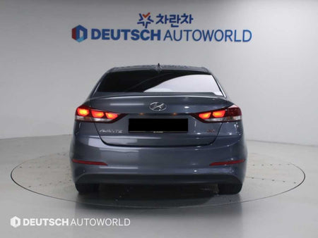 Hyundai Avante — photo 04