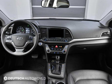 Hyundai Avante — photo 07