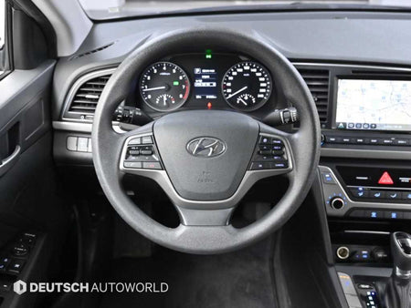Hyundai Avante — photo 13