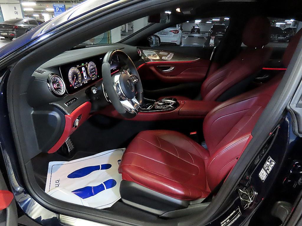 Mercedes-Benz CLS-Class — photo 06
