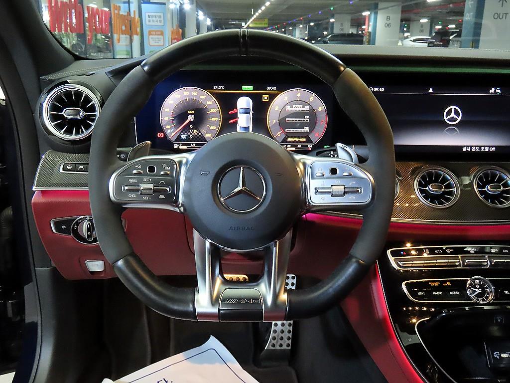 Mercedes-Benz CLS-Class — photo 08