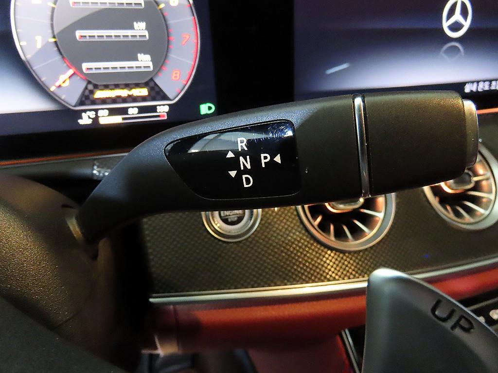 Mercedes-Benz CLS-Class — photo 12