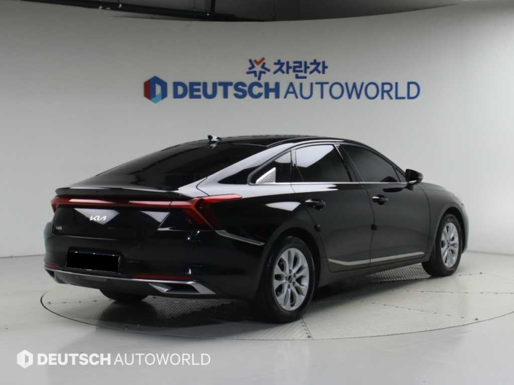 Kia K8 — photo 02