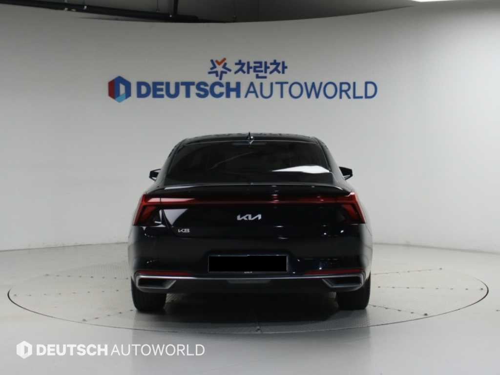 Kia K8 — photo 04