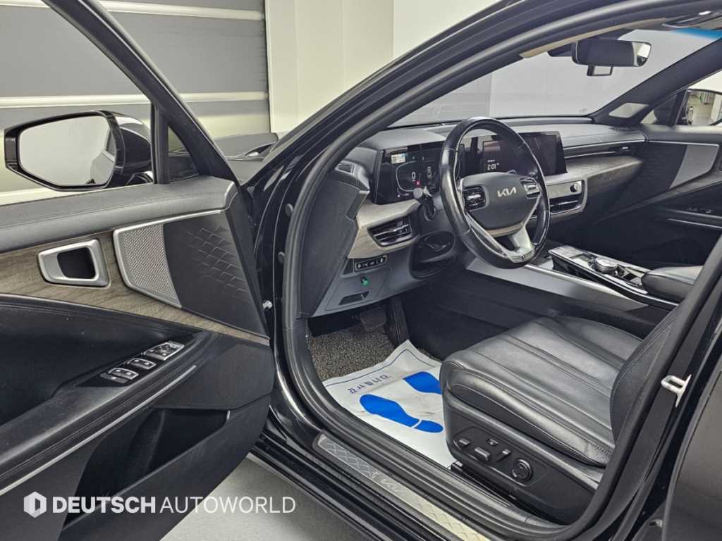 Kia K8 — photo 11