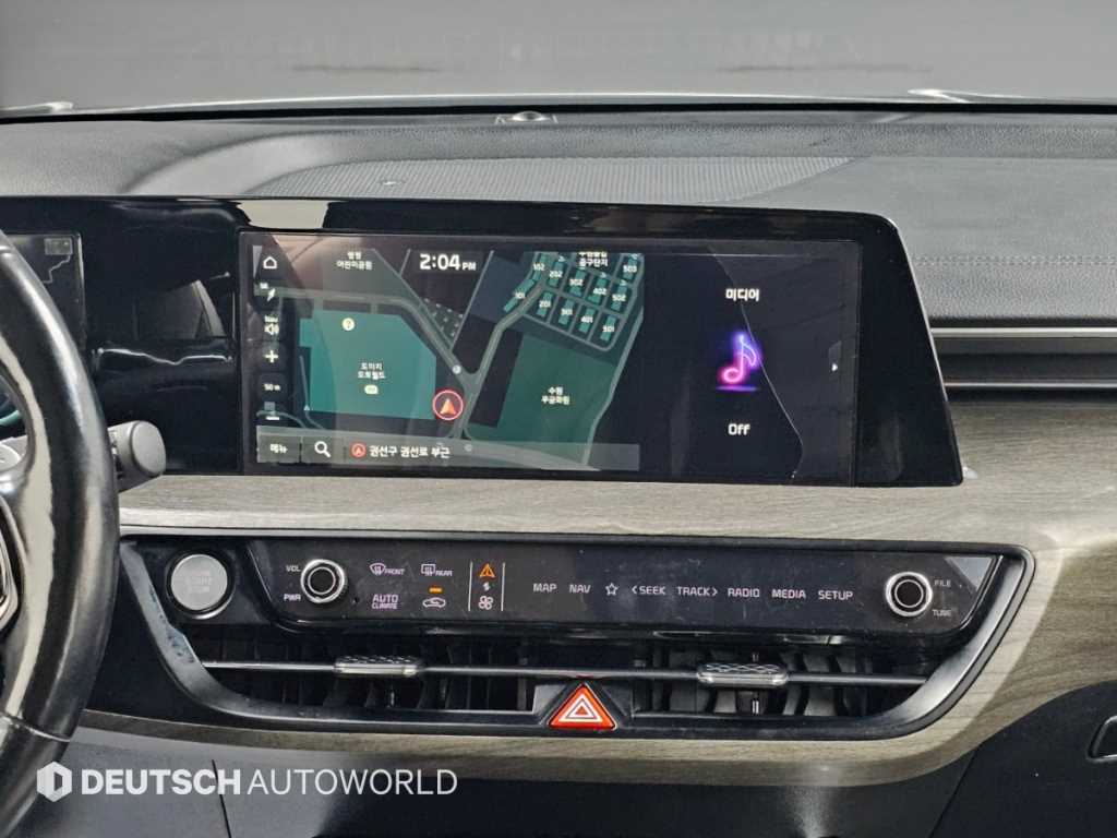 Kia K8 — photo 14