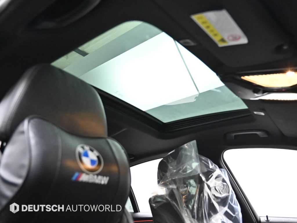 BMW 5-Series — photo 19