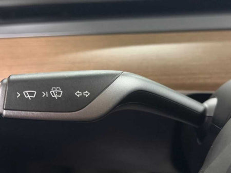 Tesla Model Y — photo 14