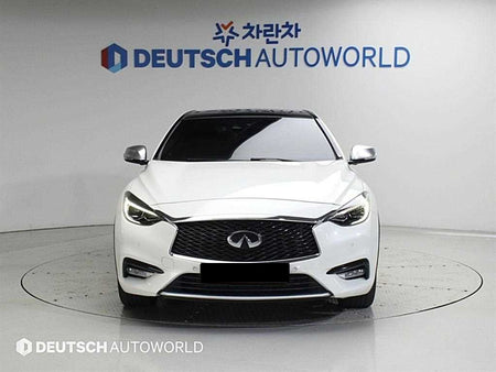 Infiniti Q30 — photo 03